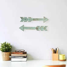 Load image into Gallery viewer, Green Wood Decor Arrows Sign 2Pcs 16.75*2.75